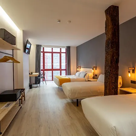 Casual Fuentes بيت ضيافة 4*