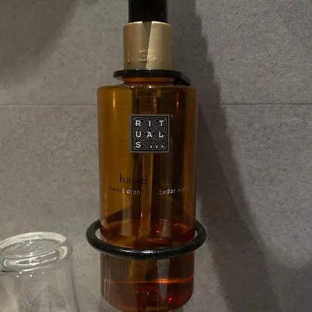 De La Fuente *
