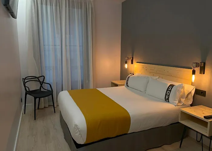 Casual Fuentes Konukevi 4*